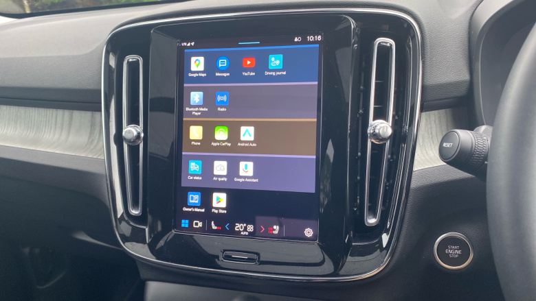 Volvo XC40 2.0 B4P Ultra Dark 5dr Auto Petrol Estate